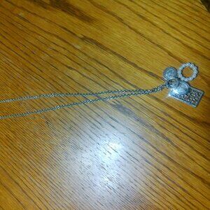 VINTAGE Premier Designs Jewelry HEAVEN Necklace SILVER